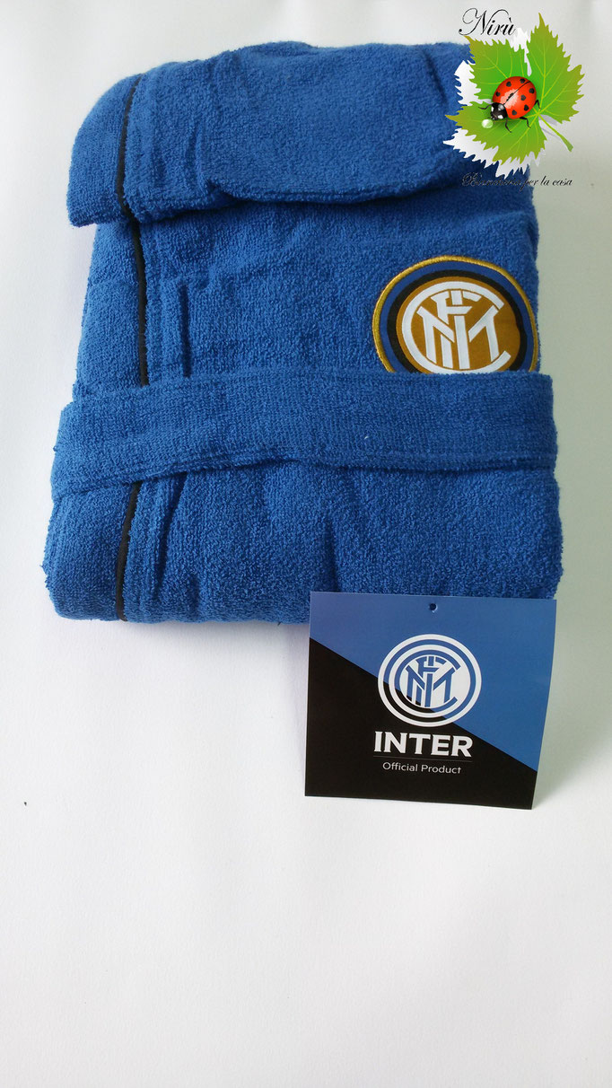 Accapatoio F.C Inter Ufficiale in microspugna per adulto salvaspazio. Taglie: M-L-XL-XXL. Art.A728