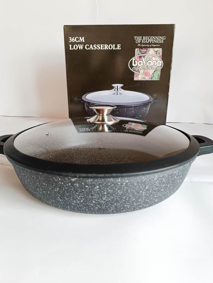 Casseruola 36 cm con coperchio basso antiaderente in pietra lavica della Bavaria con manici in silicone. B912