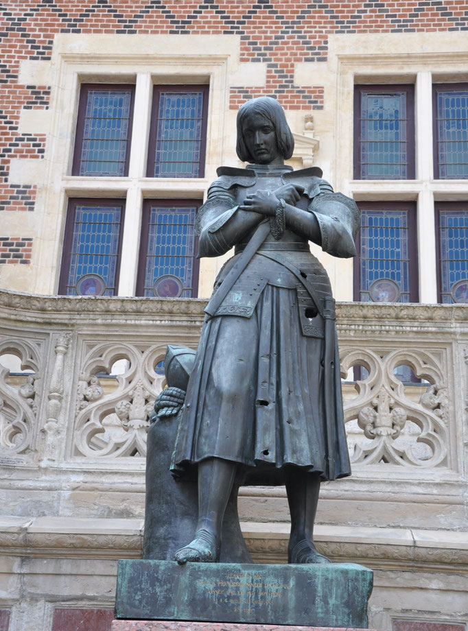 Jeanne d'Arc, héroïne de la guerre de Cent Ans (1412-1431)