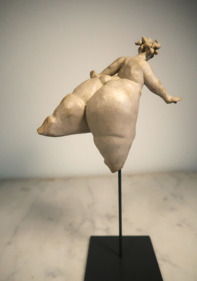 PATINEUSE H 31cm                     150 €              MID Sculpteur