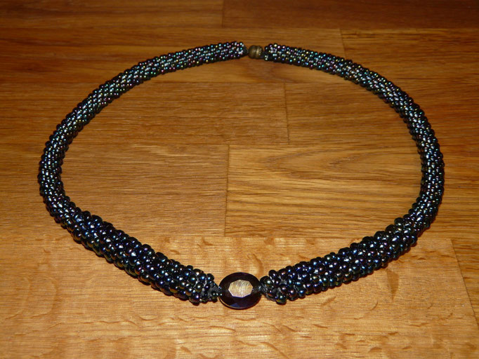 The `THOUSAND BEADS+ONE THREAD(elegant black)´ necklace - 3