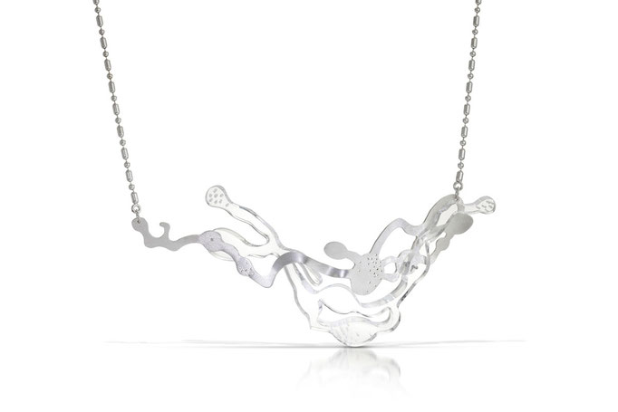 Twisted grass necklace- Plexiglas