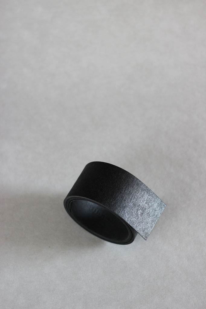 Rolle medium black 5cm