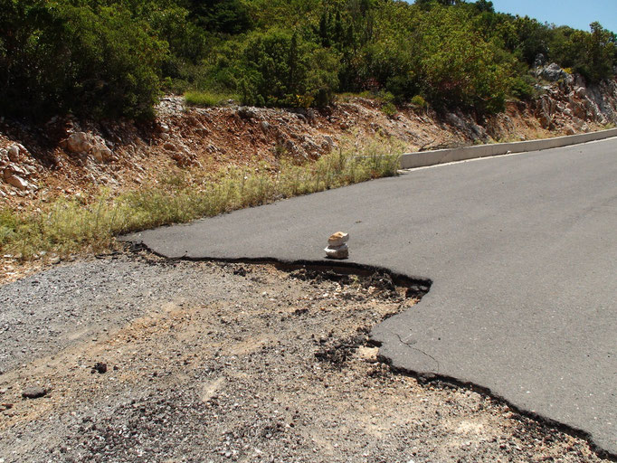 l'état des routes, encore des trous, des grands trous !