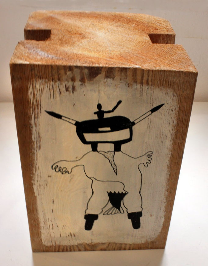 Siebdruck auf einer Holzpfette in der Craftschöpferey, Vorderansicht.
