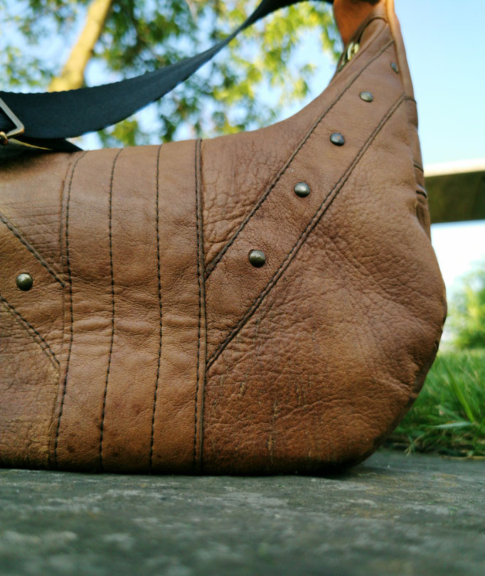Upcycling Tasche aus Ledermantel, im Laden erhältlich