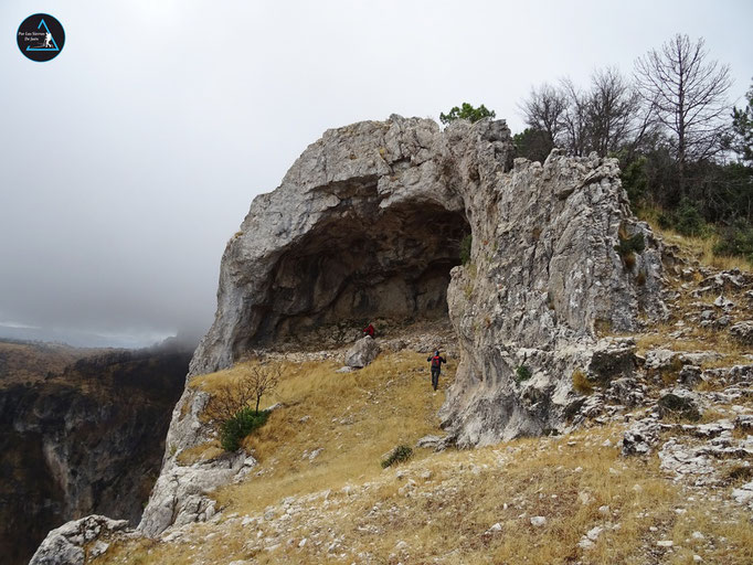 Cueva de el Yelmo