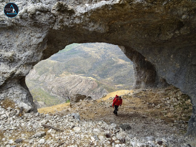 Cueva de el Yelmo