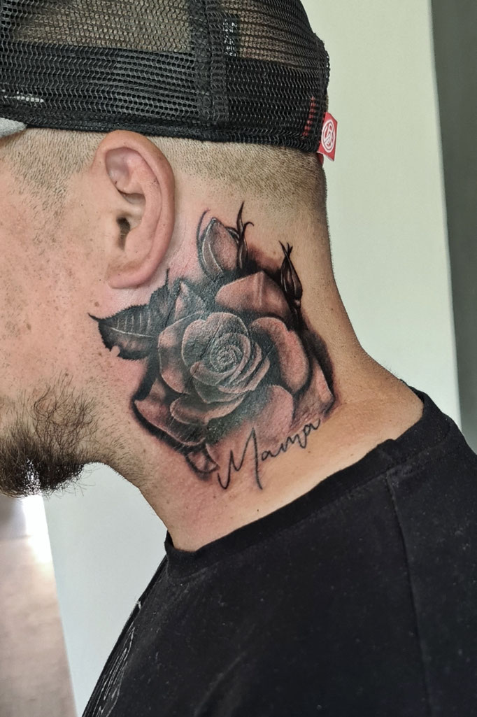 #rose #coverup #rosetattoo #Farbspieltattoo 