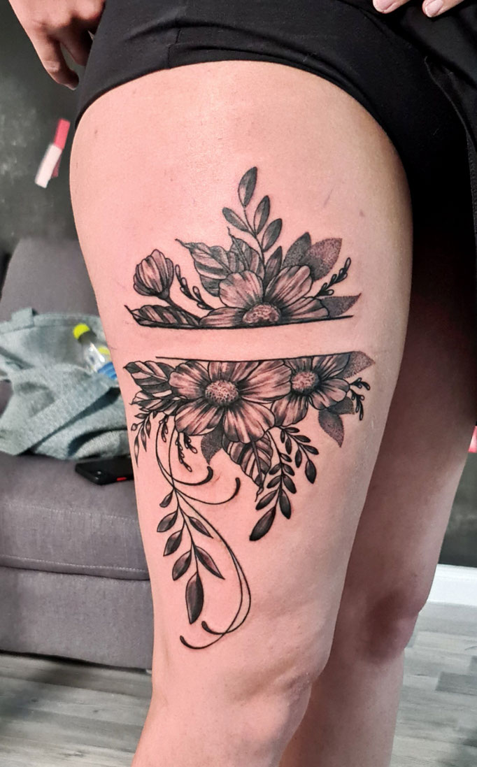 #flowertattoo #Farbspieltattoo #Bremen