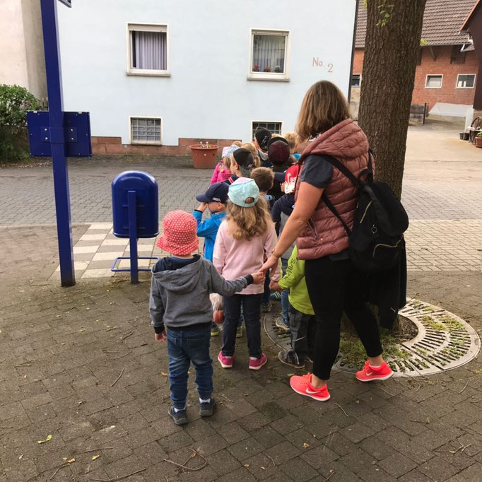 Warten auf den Bus