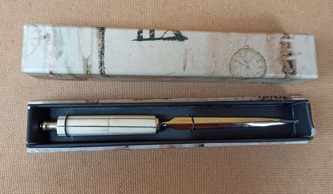 Abrecartas mango resina. Ref 202014435