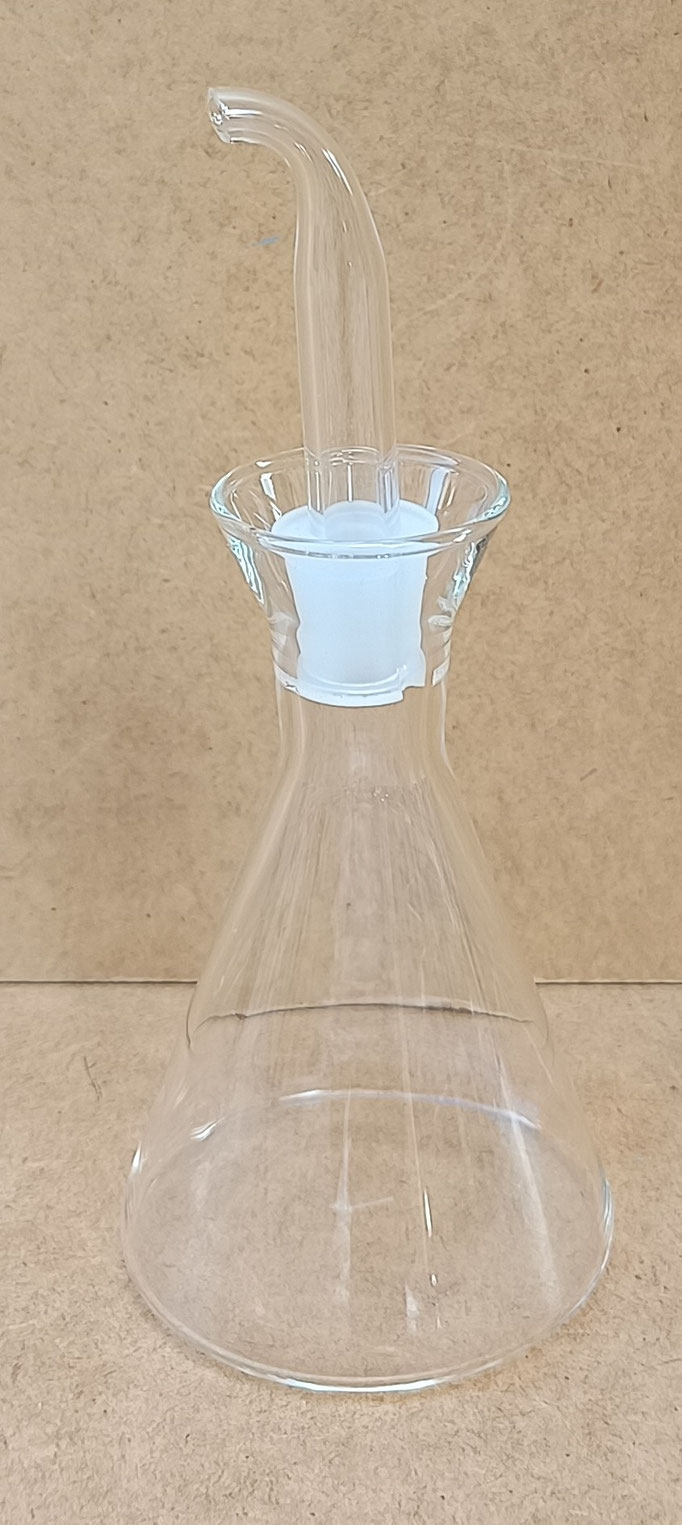Frasco cristal borosilicato cónico (aceitera antigoteo). Ref 10584. 19,5x11. Capacidad 500 ml