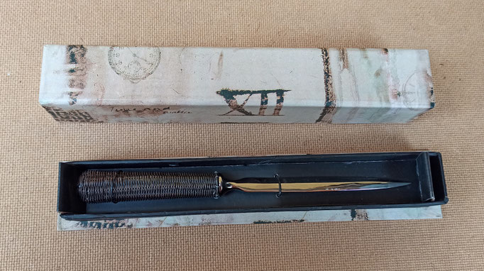 Abrecartas mango ratán. Ref 17514. 24x2