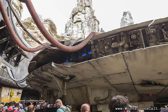 Star Wars Galaxy's Edge Disneyland Anaheim