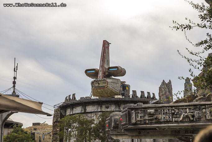 Star Wars Galaxy's Edge Disneyland Anaheim