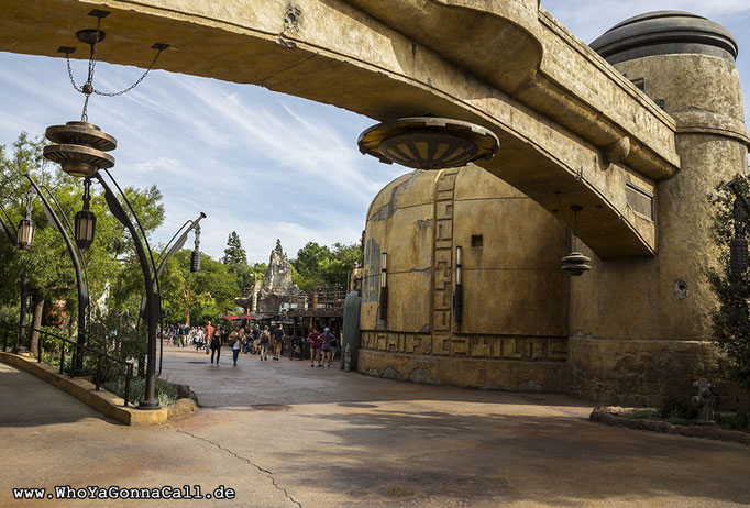Star Wars Galaxy's Edge Disneyland Anaheim