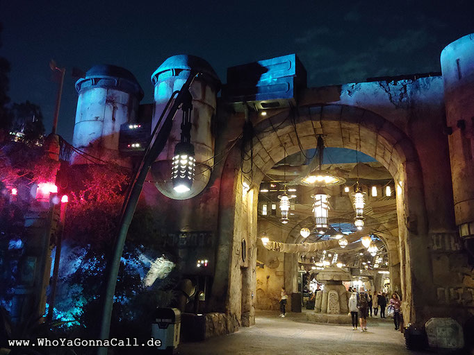 Star Wars Galaxy's Edge Disneyland Anaheim