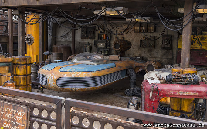Star Wars Galaxy's Edge Disneyland Anaheim