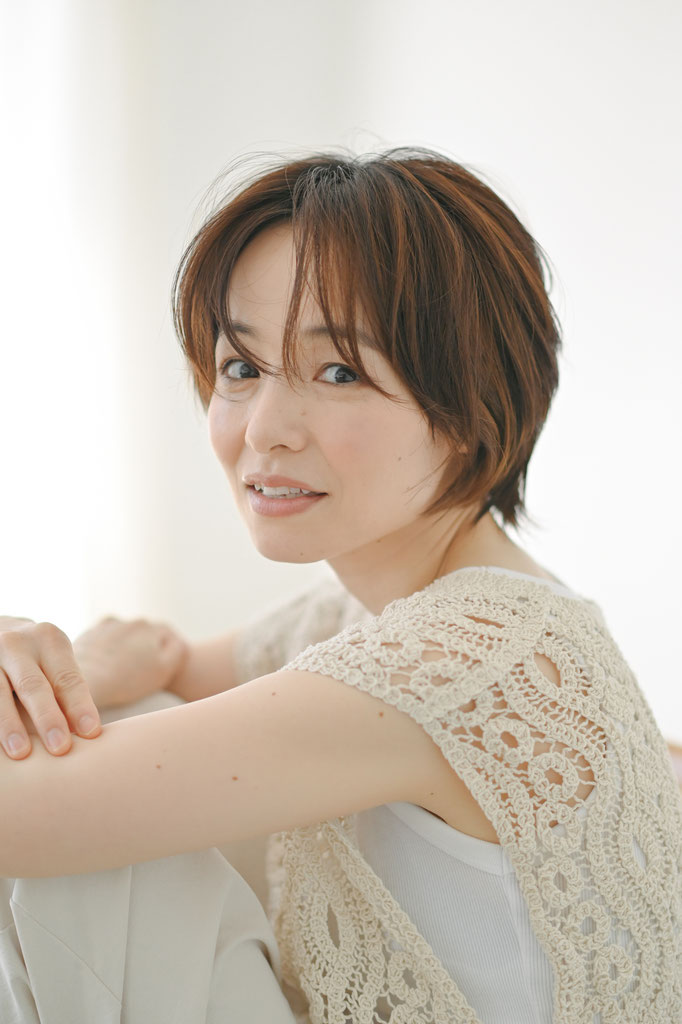 Photo by Manaho Kaneko　Hair&Make by Saeki Haruko
