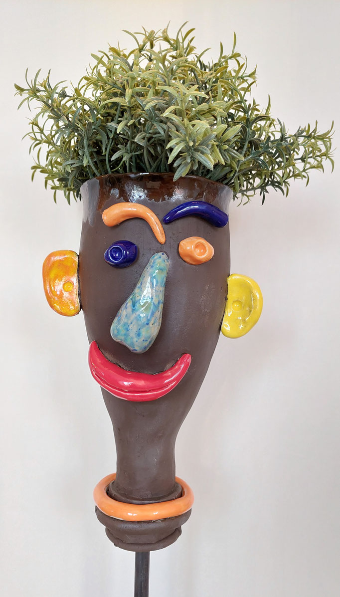 "Blumenfreund 1" Keramik aus dunklem Ton teilweise glasiert, 28cm hoch