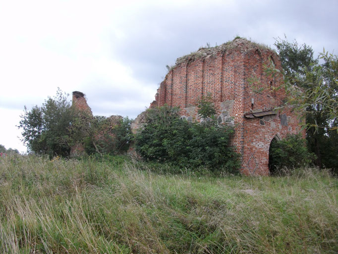 Lichtenhagen -  Kirchenruine