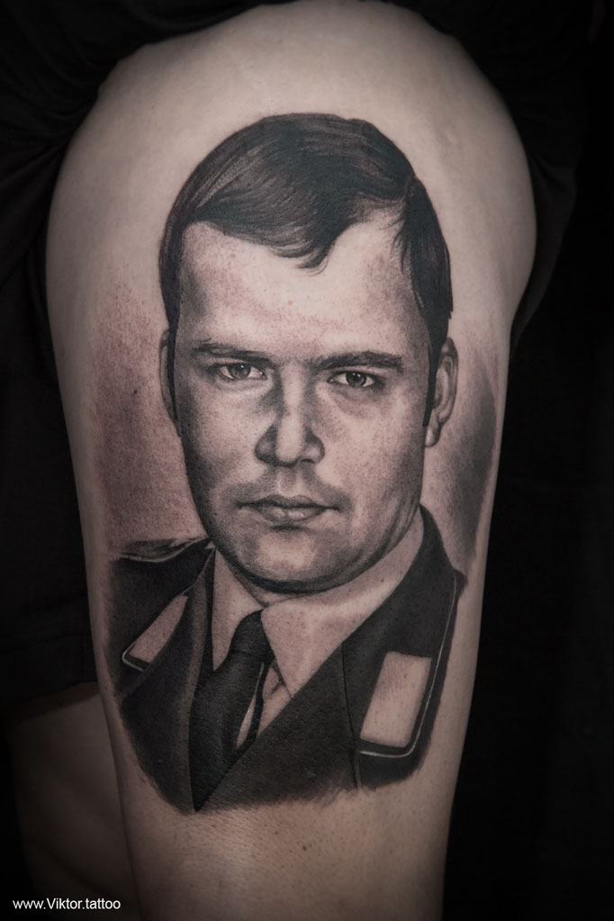 Tattoo by Viktor Meyer