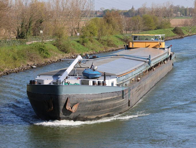 Motorvrachtschip Joveante met ENI-nummer 02325913