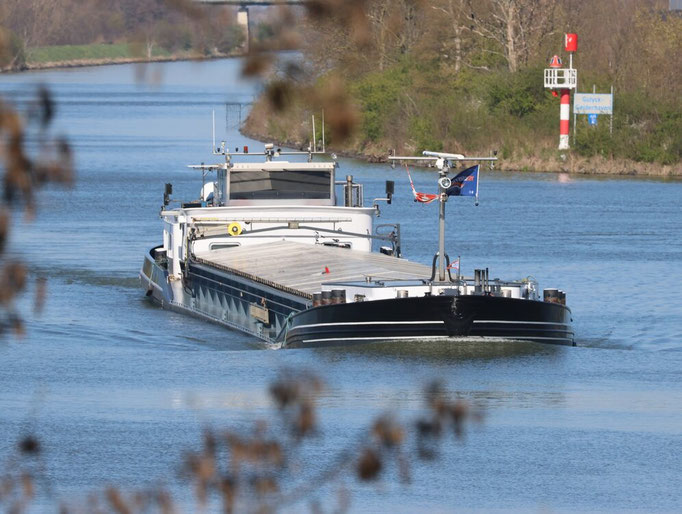 Motorvrachtschip Miraka met ENI-nummer 02205054