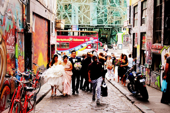 Hochzeitsfotos in der Hosier Lane Melbourne