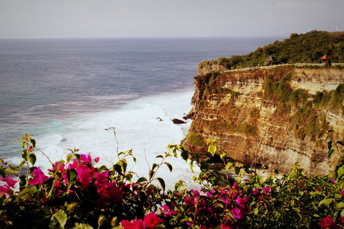Die Klippen von Uluwatu