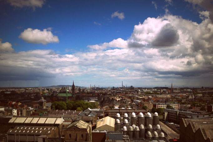 Blick von der Guinness Brauerei über Dublin