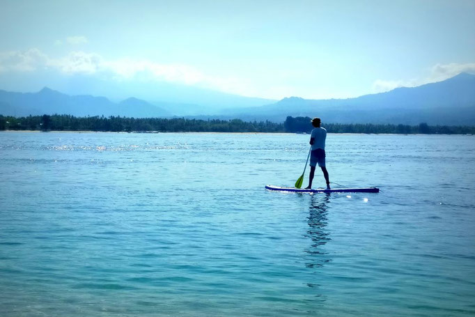 Stand-Up-Paddleboarding