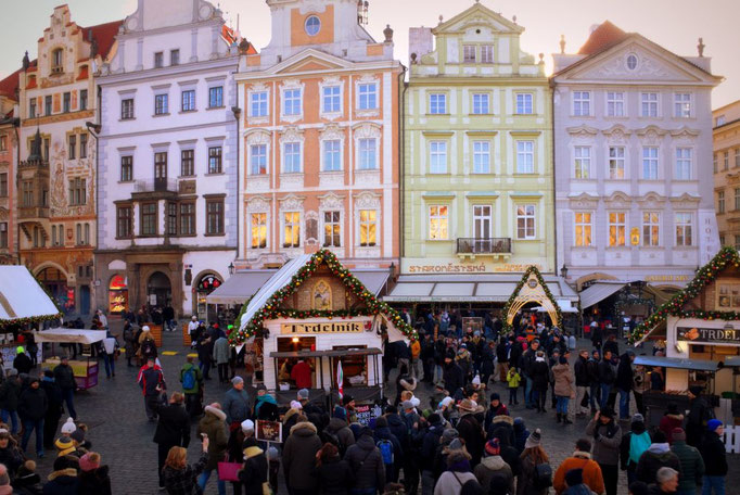 Weihnachtsmarkt am Altstädter Ring