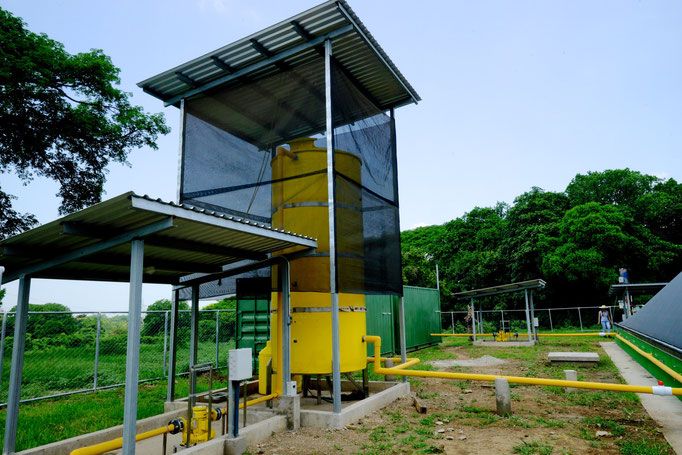 Planta de biogas - biodigestor - covered lagoon digester