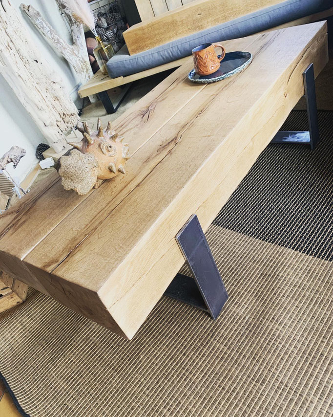 TABLES SUR MESURE EN CHÊNE MASSIF 