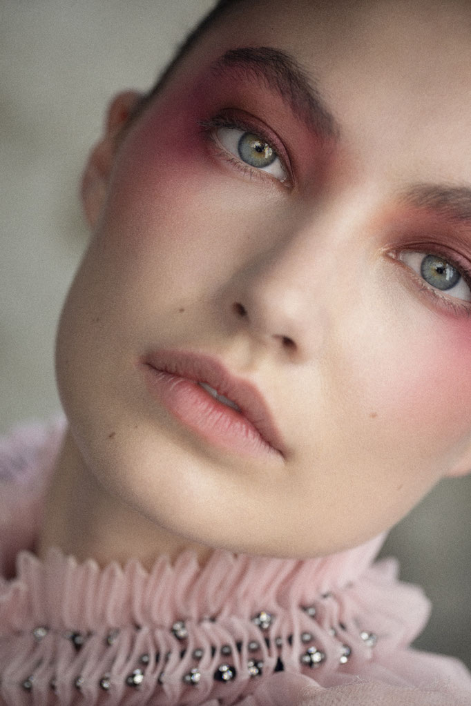 Flair Magazine Makeup Special Chanel Photographer Maeva Delacroix Hair Martyn Foss Calder Stylist Claire Sibille 