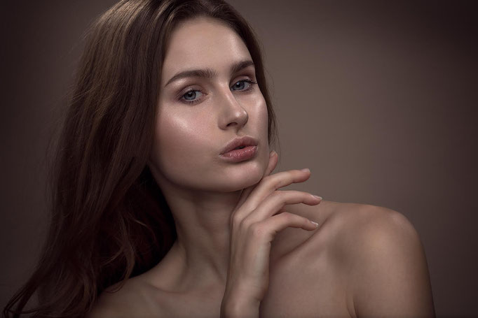 Fotograaf: Mark de Roo- Model: Evelien Kapteijn- Make-up & hair: Jacqueline Huijssoon