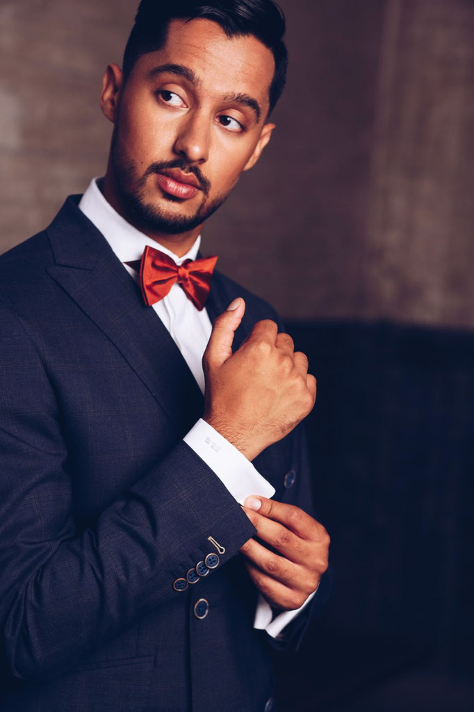Fotograaf: Wiebrig Krakau-Model: Jatinder- Make-up & hair: Jacqueline Huijssoon- Company: Fitz Costume Suits