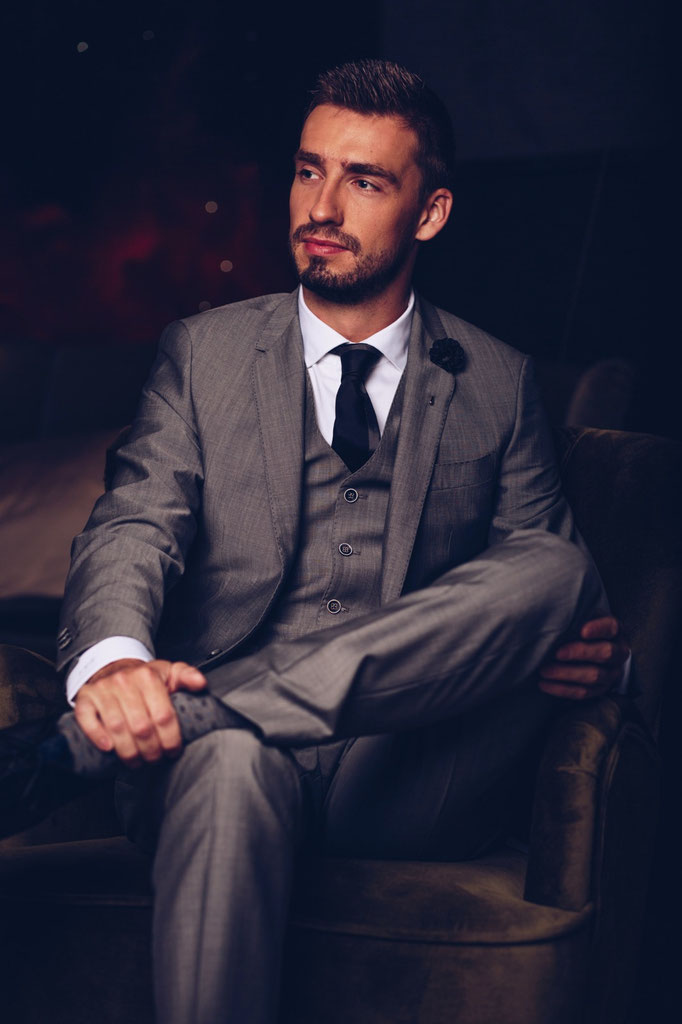 Fotograaf: Wiebrig Krakau-Model: Thomas- Make-up & hair: Jacqueline Huijssoon- Company: Fitz Costume Suits