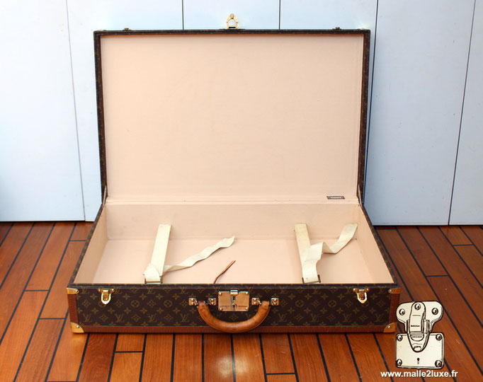 Valise bisten Louis Vuitton 80 ouverte