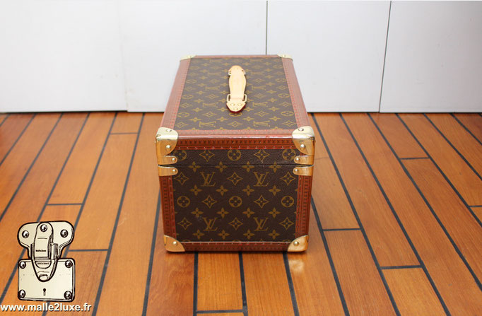 Vanity - boîte bouteille et miroir - M21822  Louis Vuitton vintage. 