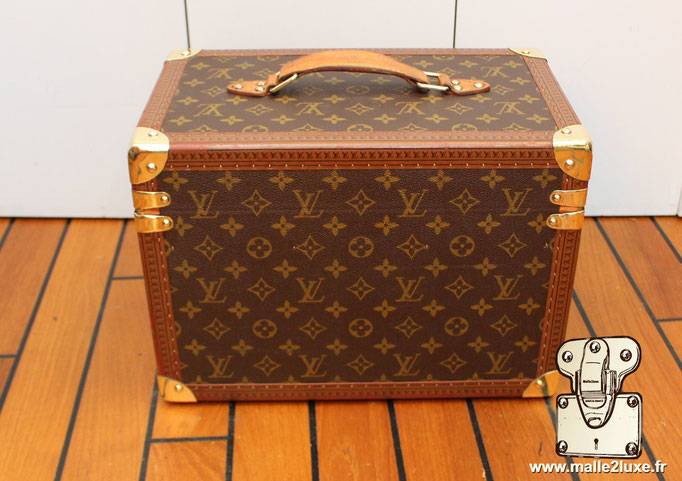 Vanity Louis Vuitton arrière case