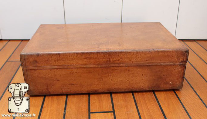 valise cuir vuitton a vendre circa 1920