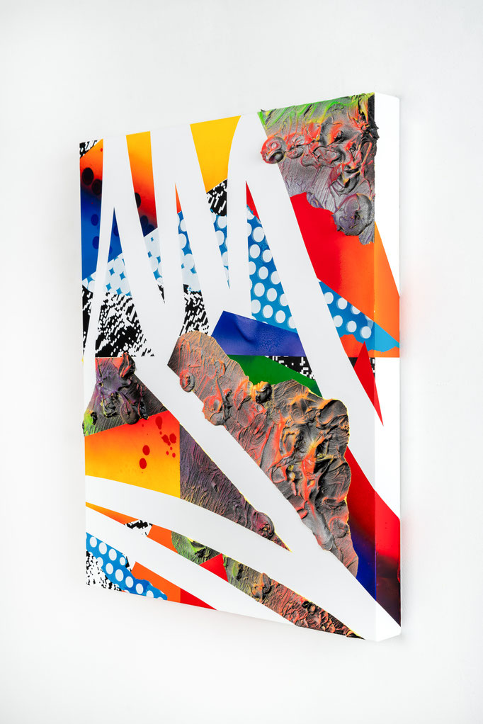 combination-gathering 9 松村咲希 wood panel,cotton cloth,acrylic,spray H652xW530xD50mm(F15) 2021　撮影：前端紗季