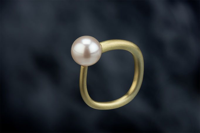 Produktnummer 6748 - 750/- Gelbgold, Perle