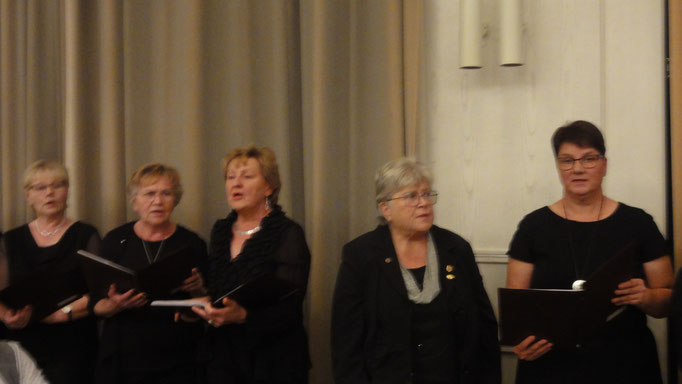 Mitglieder des Frauenchores