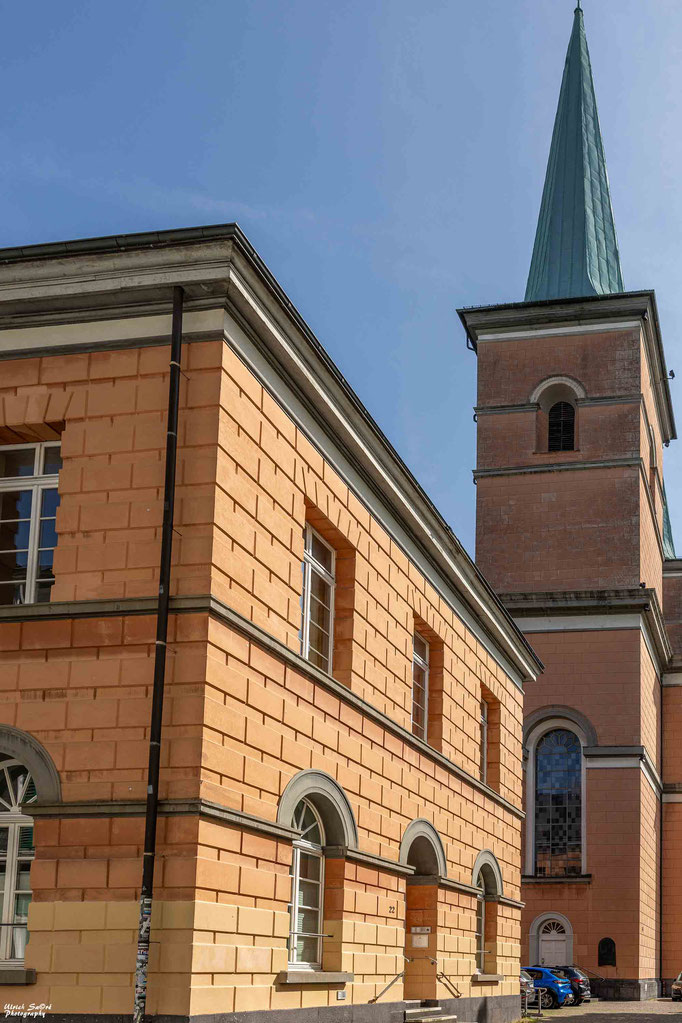 Laurentiuskirche mit Kolpinghaus