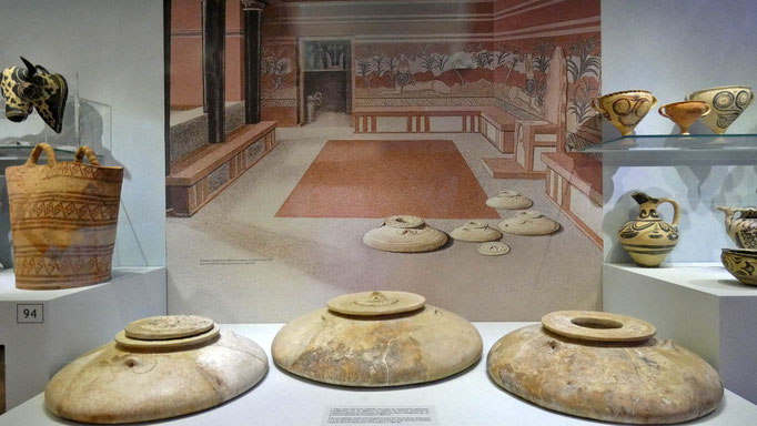 Archäologisches Museum Heraklion - Tongefäße aus Knossos (1600–1400 v. Chr.)