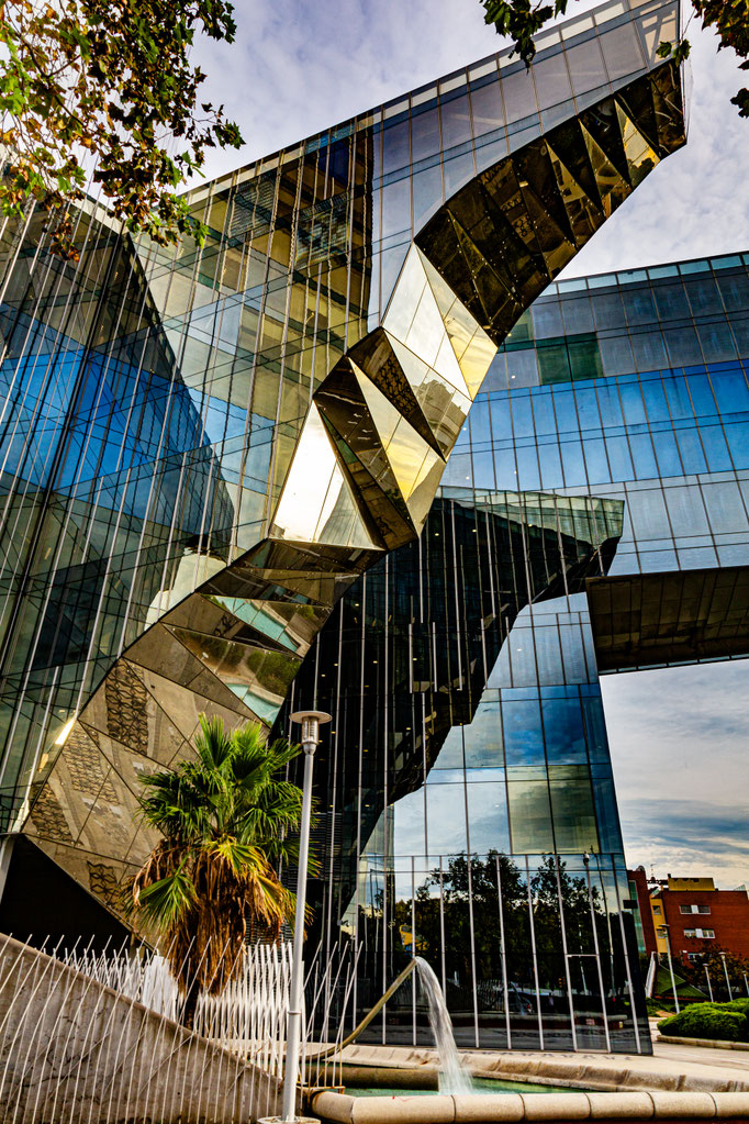 Barcelona, naturalGas Fena Building, 2019